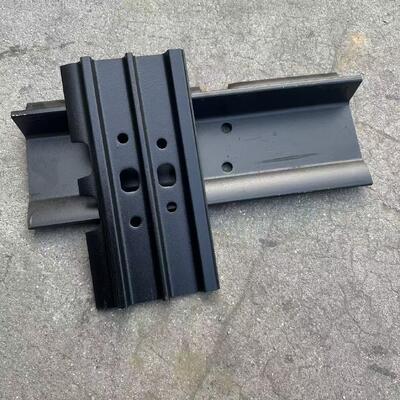 掘削機,ブルドーザー,クローラープレート,チェーンプレート,ブルドーザー,単梁プレート 400mm 500mm 510mm 560mm 600mm 610mm 660mm