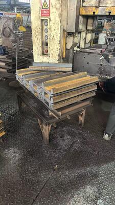 掘削機,ブルドーザー,クローラープレート,チェーンプレート,ブルドーザー,単梁プレート 400mm 500mm 510mm 560mm 600mm 610mm 660mm